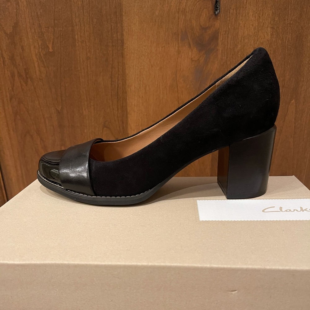 Clarks black Tarah Brae leather heel Sz 6…
